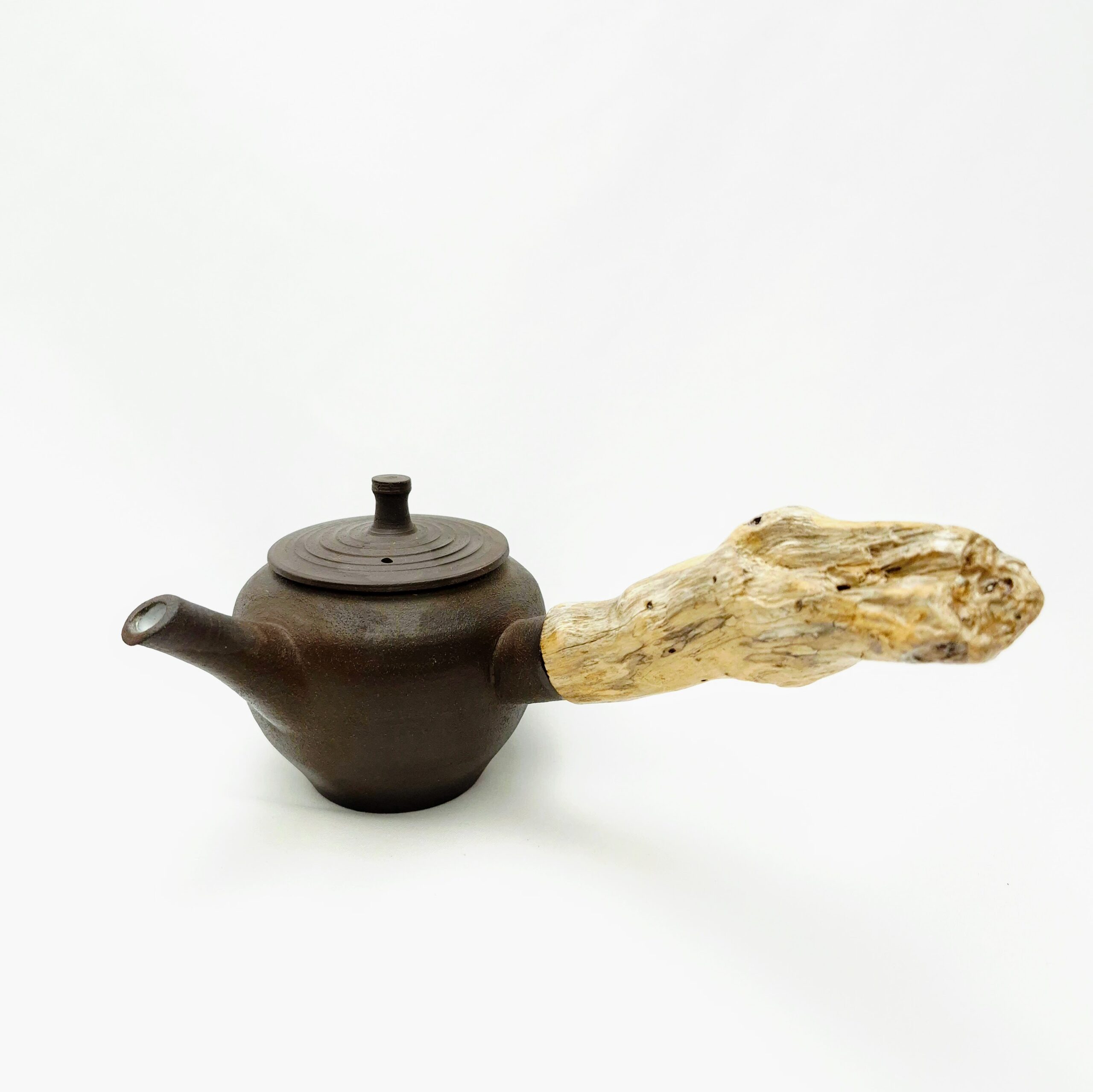 Kyusu-cedar-wood-handle-scaled